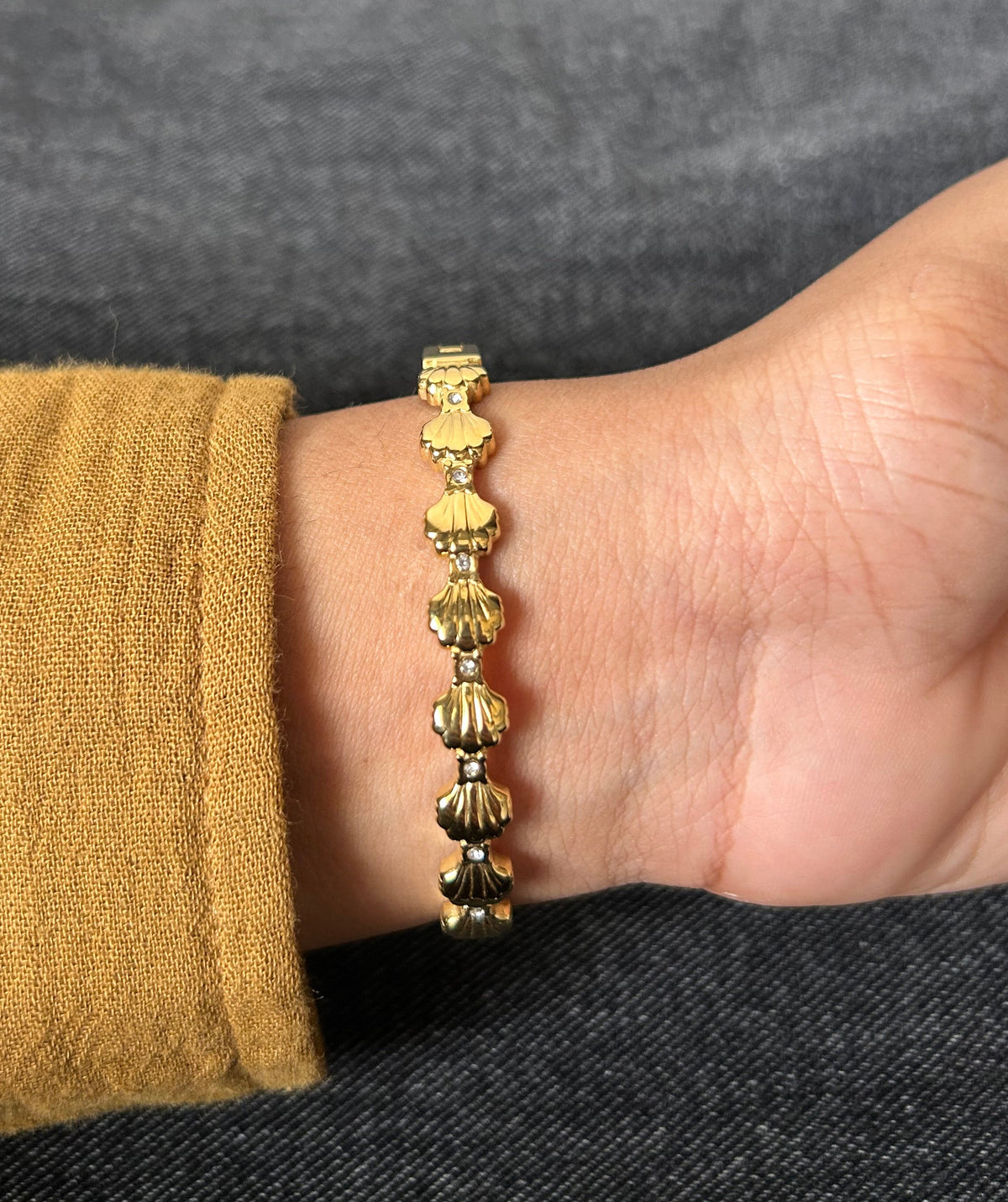 Royal Petal Kada
