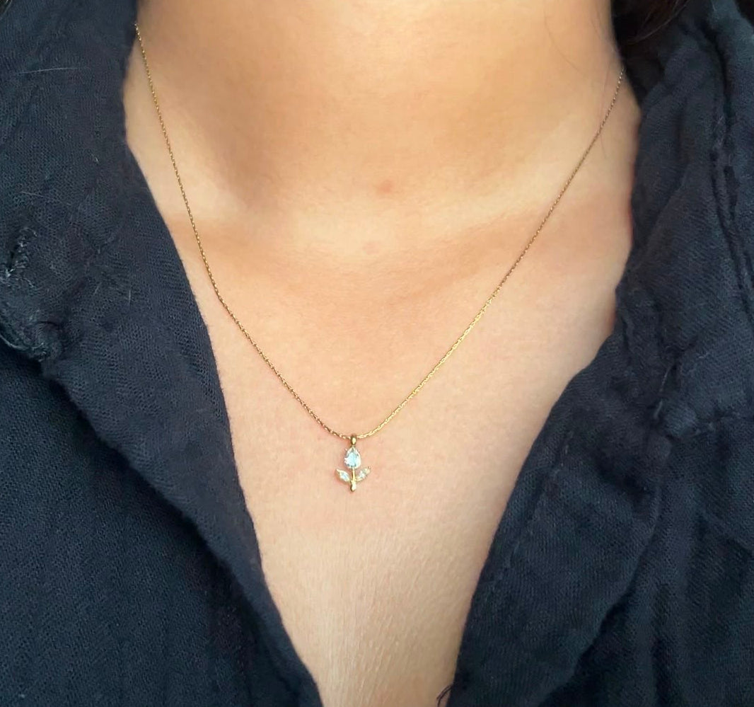 Dainty Tulip Necklace