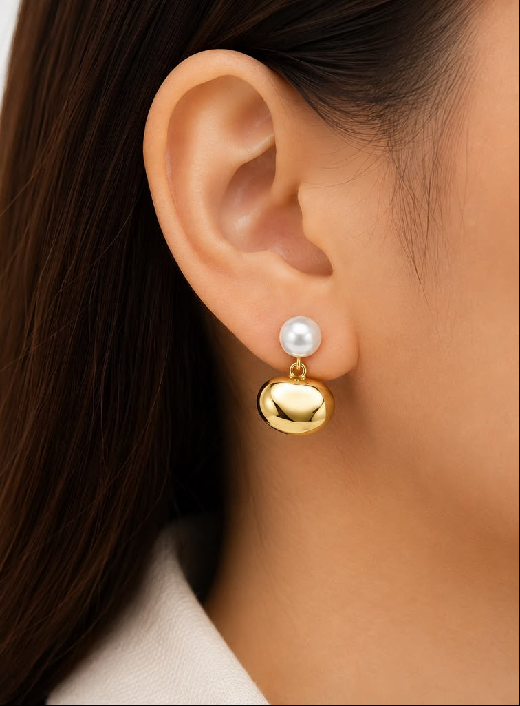 Pearl Pebble Drop Studs